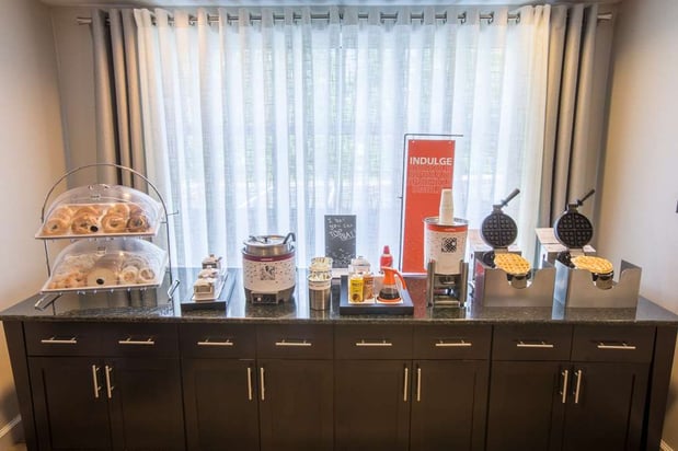Images Hampton Inn & Suites Berkshires-Lenox