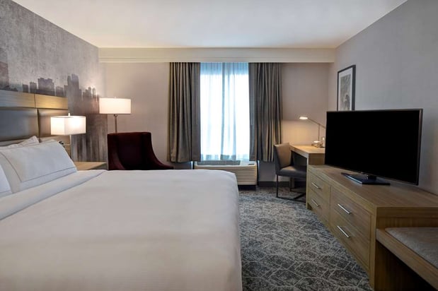 Images DoubleTree by Hilton St. Louis Airport