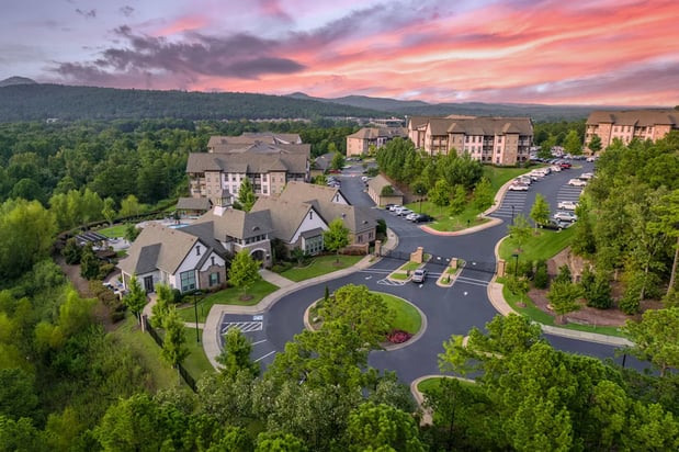 Images The Ridge at Chenal Valley Apartments