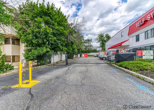 Images CubeSmart Self Storage