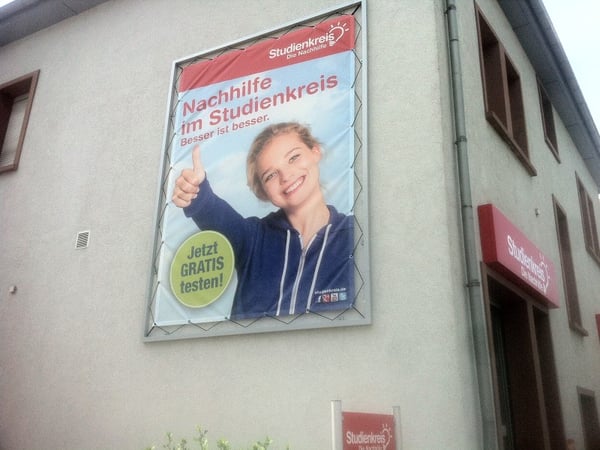 Mannheim-Waldhof Werbung außen