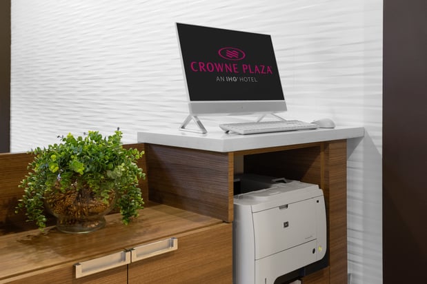 Images Crowne Plaza Nashville Airport by IHG