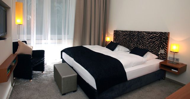 Hotel Gräfrather Hof GmbH, In der Freiheit 48 in Solingen