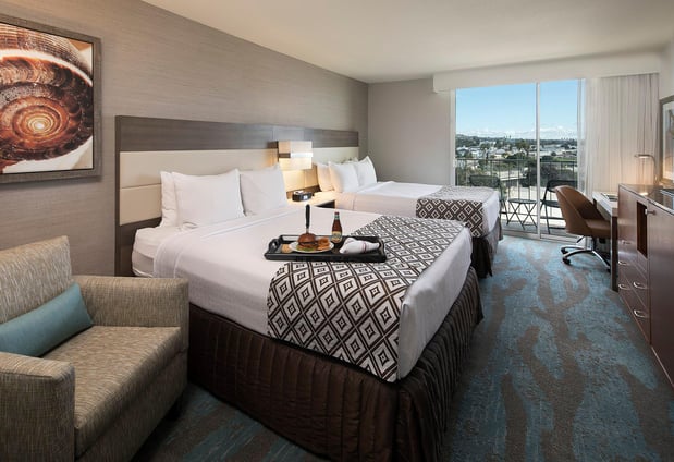 Images Crowne Plaza Ventura Beach by IHG
