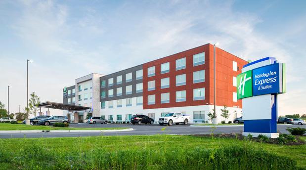 Images Holiday Inn Express & Suites Bourbonnais East - Bradley by IHG