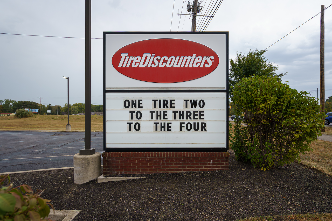 Tire Discounters on 3701 S Hamilton Rd in Groveport