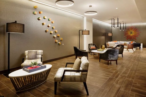 Images Hampton Inn & Suites Dallas Downtown