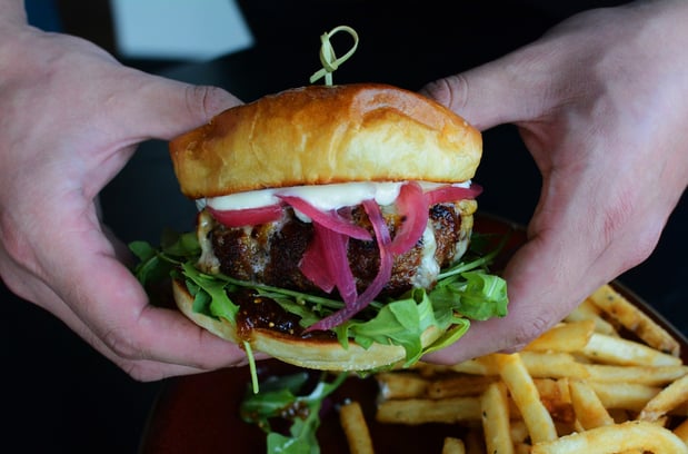 Images Crowne Plaza Kearney by IHG