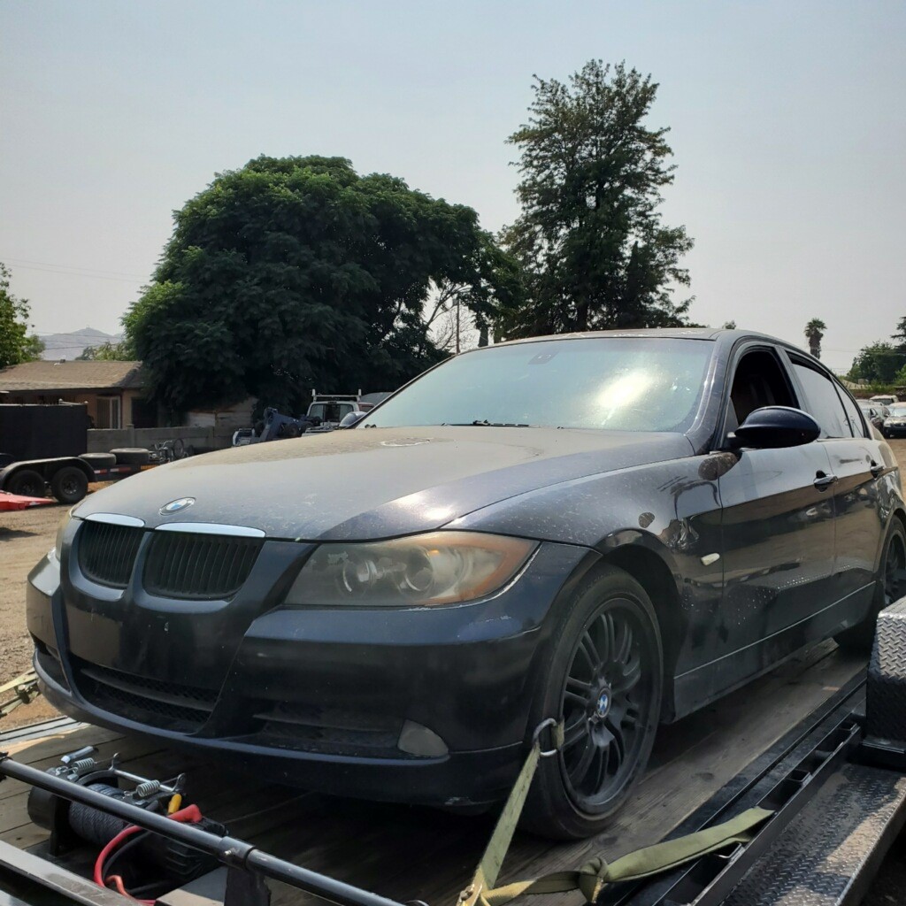 Cash for your broken down BMW. Leon Junk Car