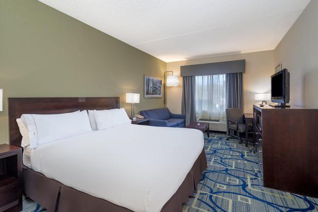 Images Holiday Inn Express & Suites Easton, an IHG Hotel