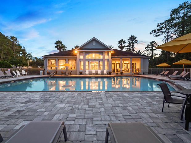 Images Knightsbridge at Stoneybrook
