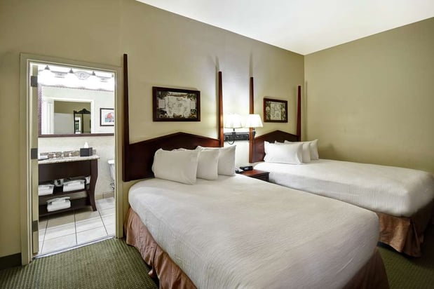 Images Embassy Suites by Hilton Charleston Historic District