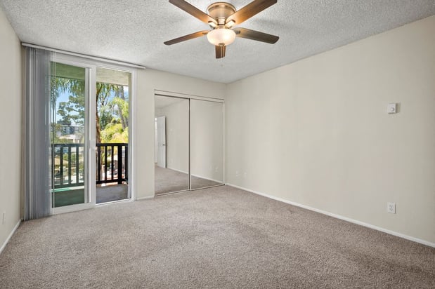 Images Parkway Plaza Apartments