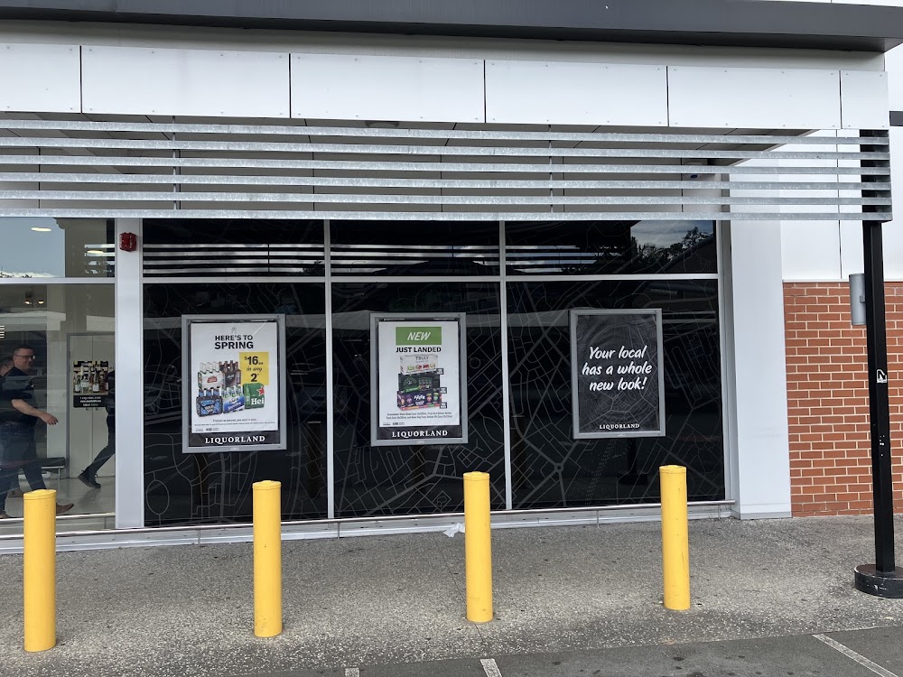 Images Liquorland Pacific Pines (Pitcairn Way)