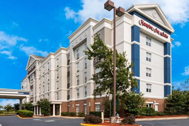Images Hampton Inn & Suites Fredericksburg-at Celebrate Virginia