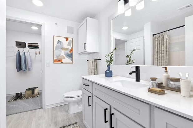 Images Anthem Town East Apartments