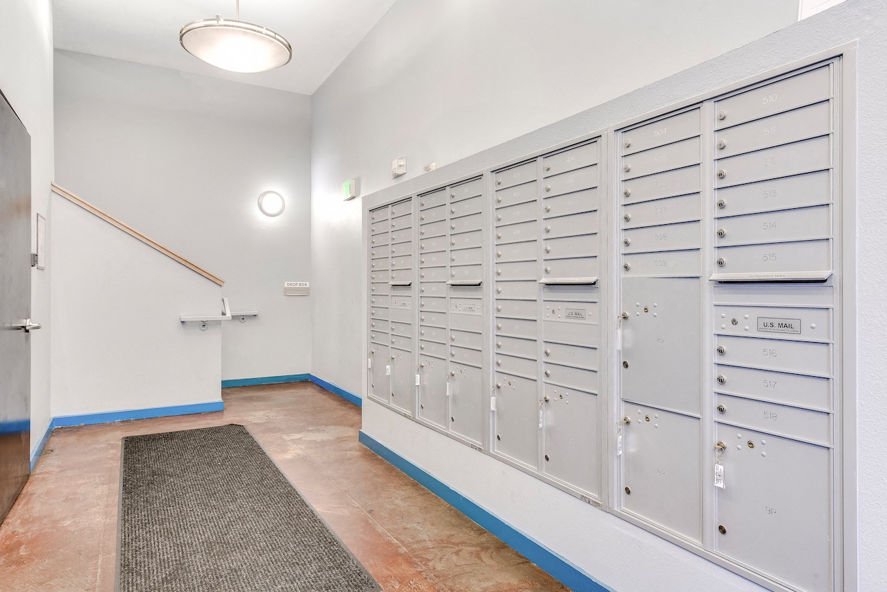 Package Lockers 