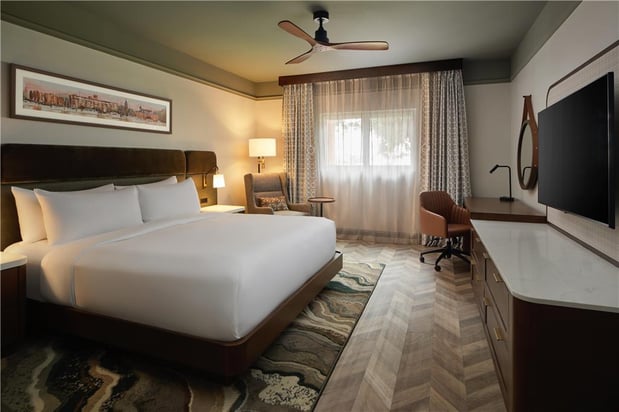 Images Tryon Riverfront Inn New Bern, Tapestry Collection by Hilton