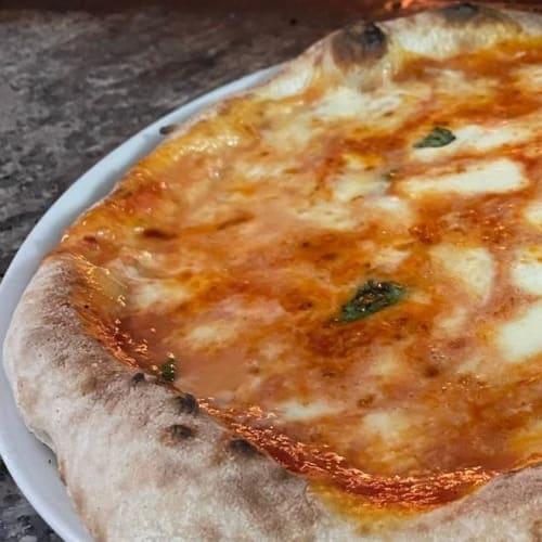 Images Pizzeria Napoletana Daniele