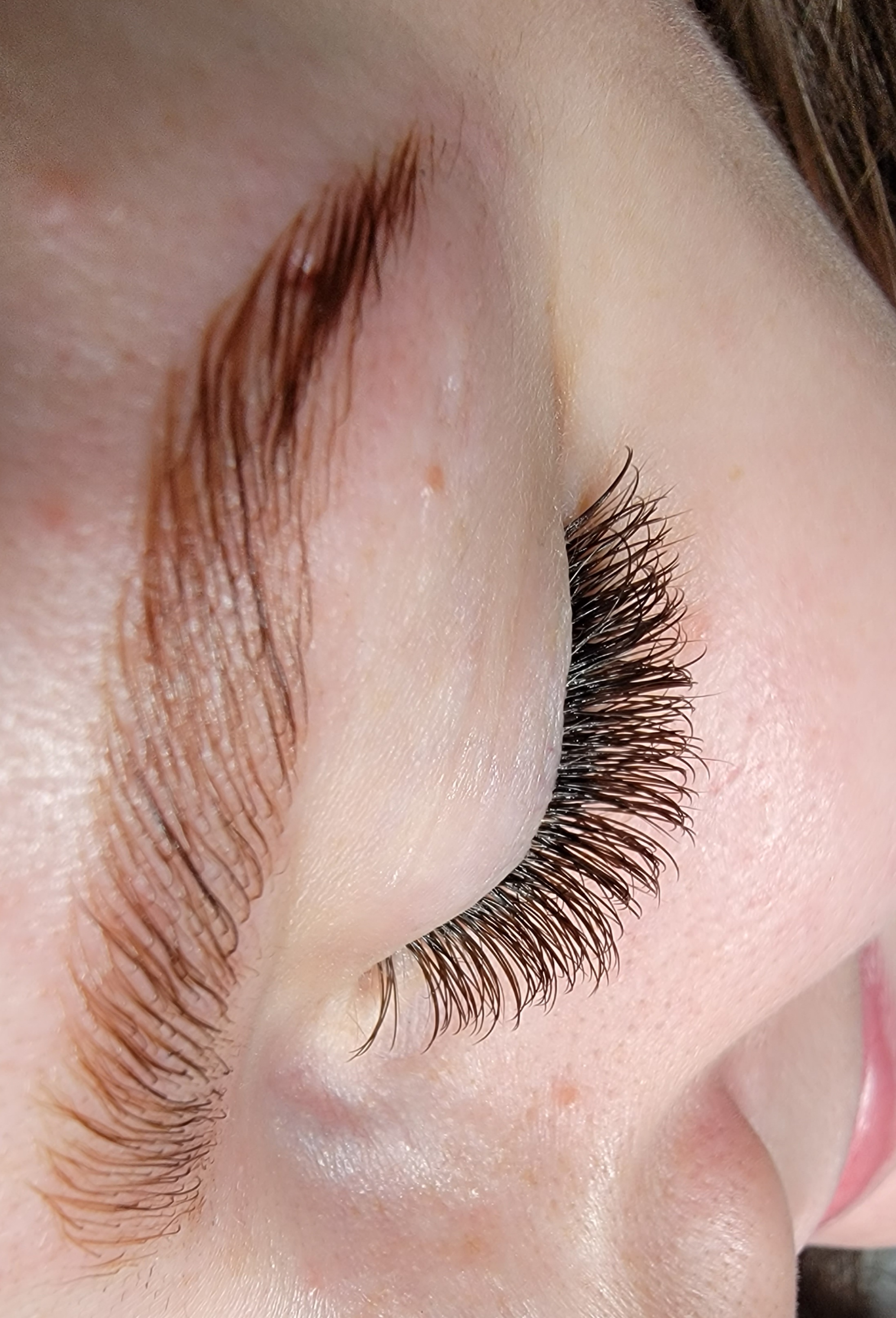 Images Lashista - Formation cils - Pose de cils - Produits de cils Longueuil