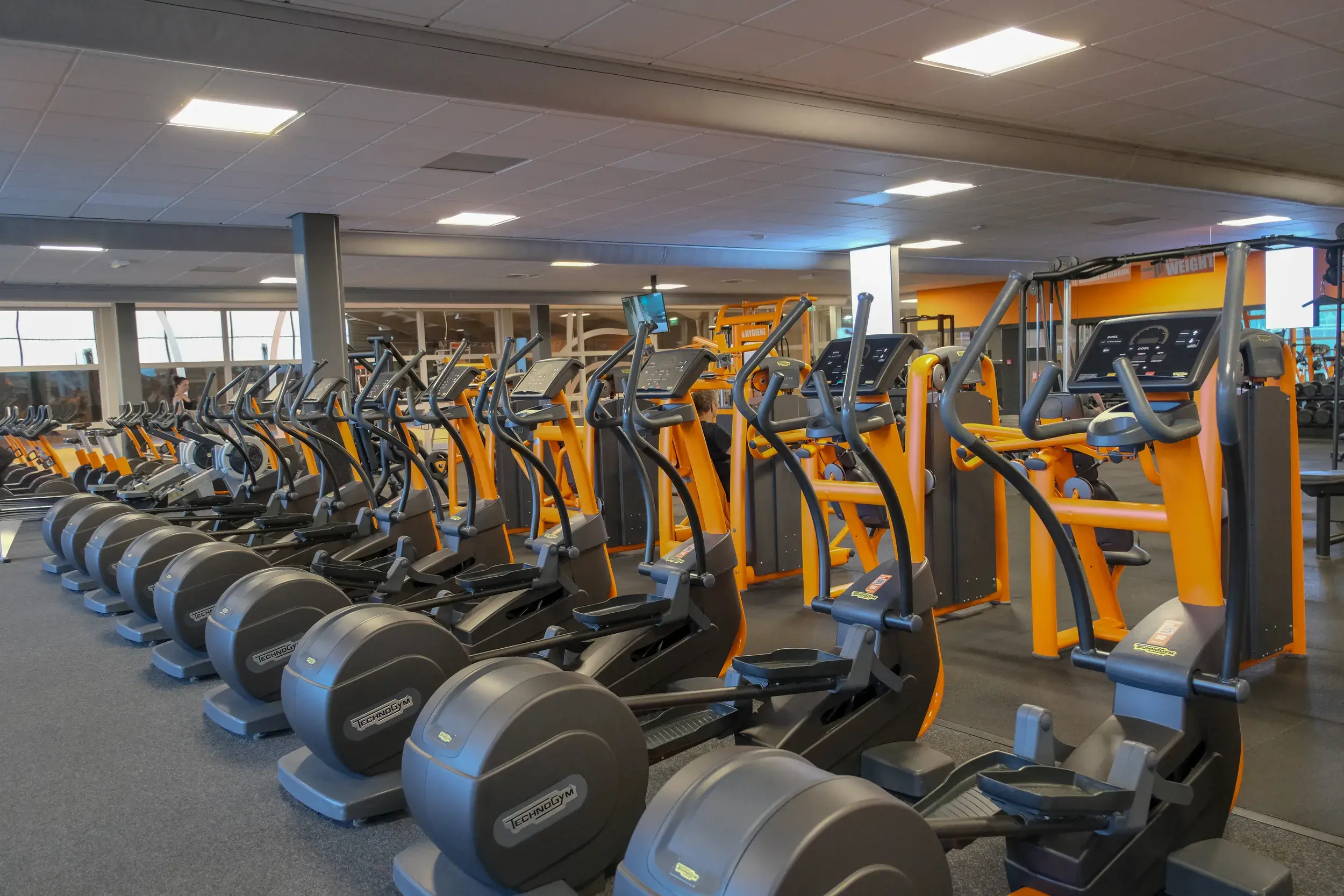 Foto's Basic-Fit 24/7