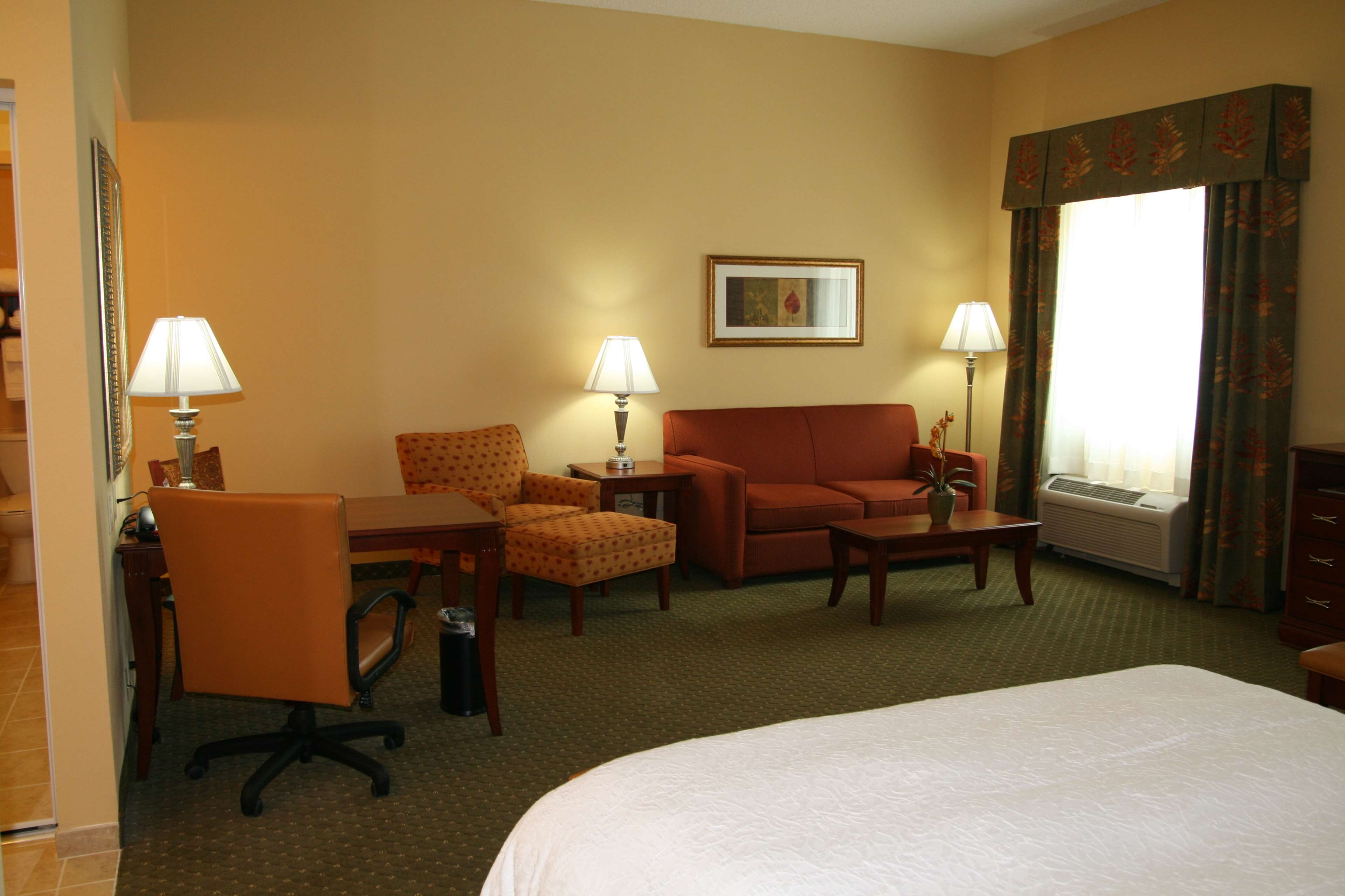 Guest room