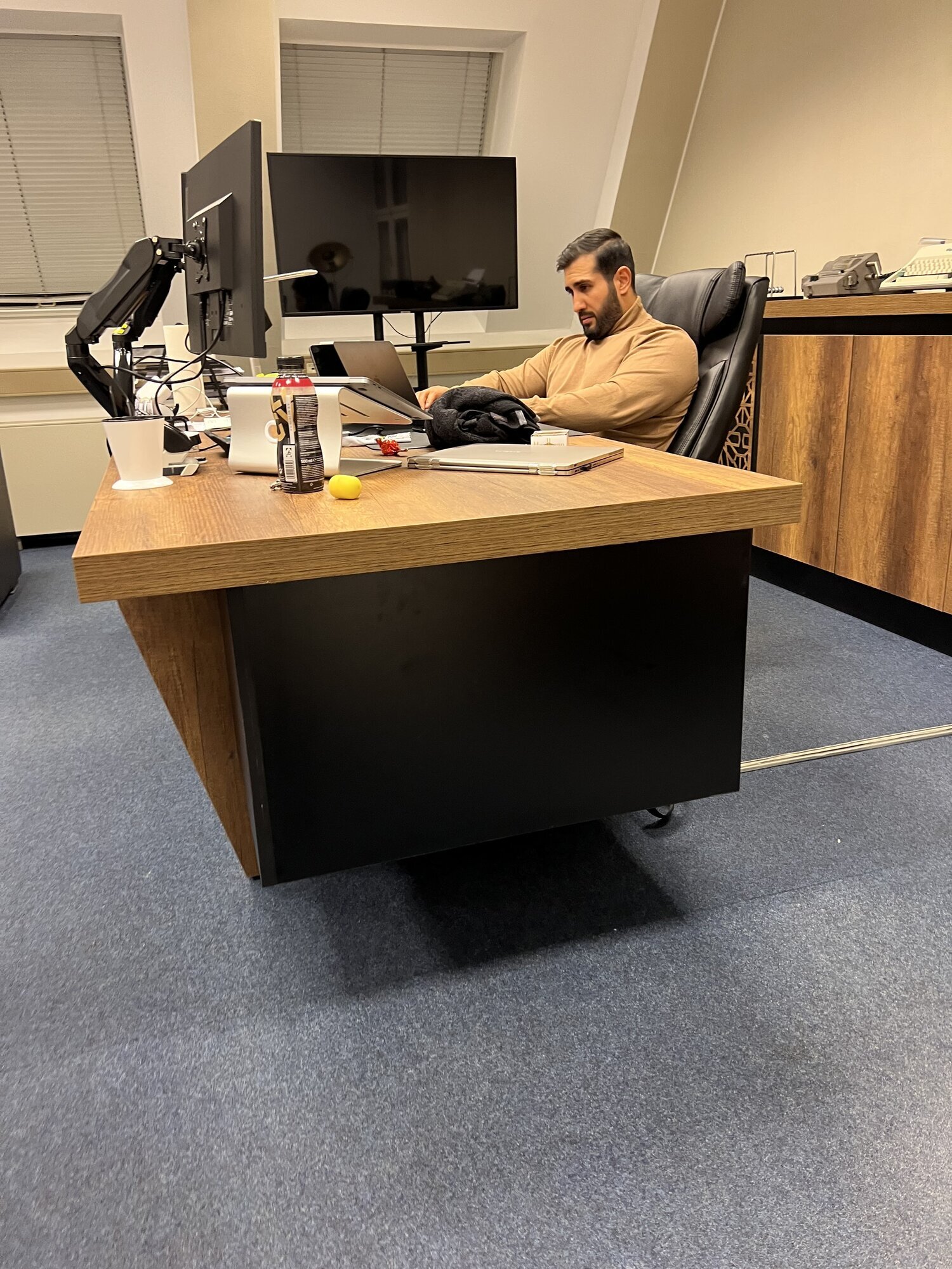 Kfz Meister Gutachten  Unfall Gutachten Berlin, Pestalozzistraße 95 in Berlin