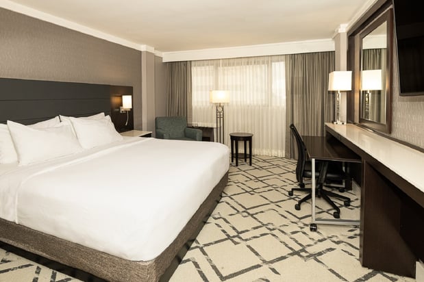 Images Crowne Plaza Knoxville Downtown University by IHG