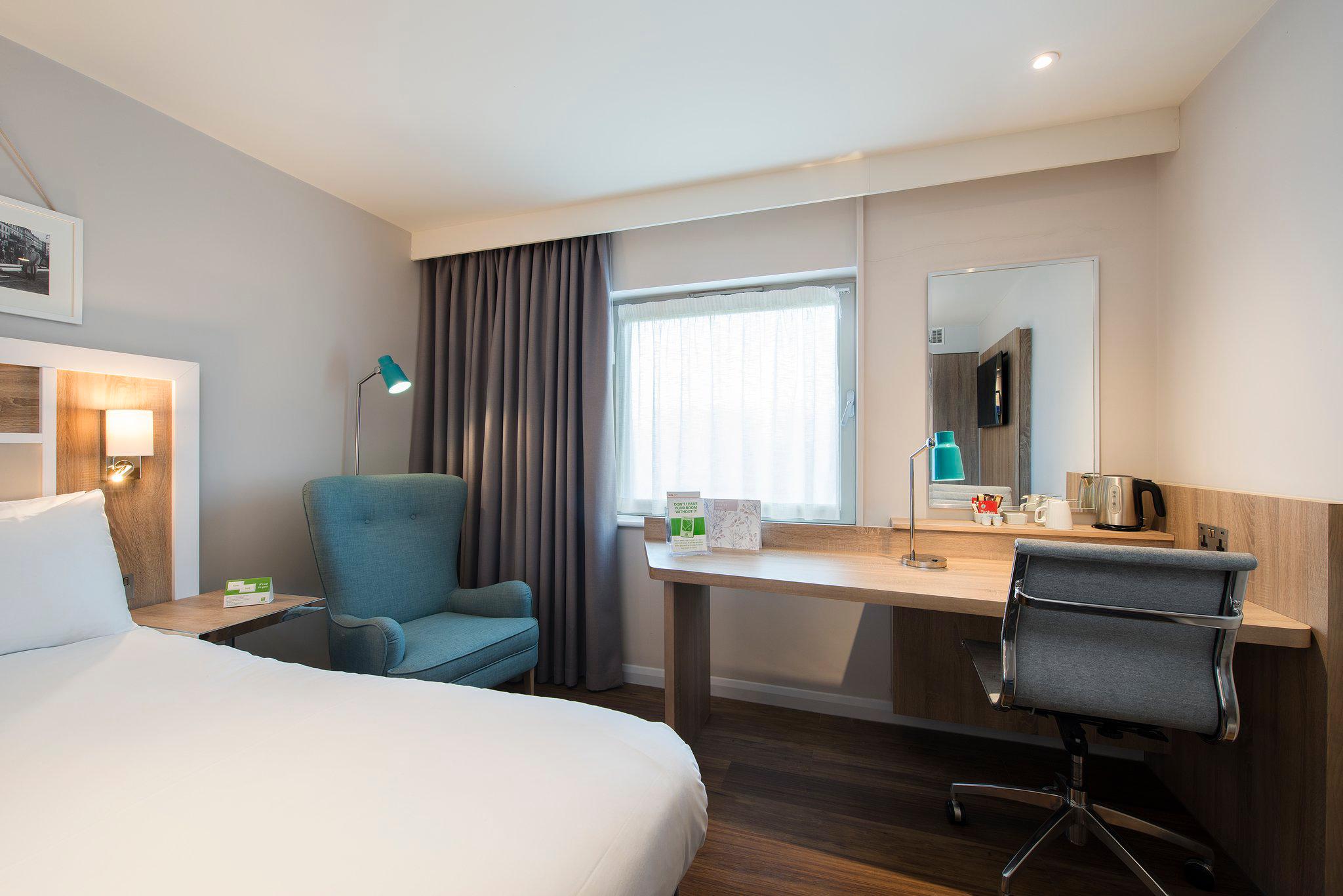 Holiday Inn London - Shepperton, an IHG Hotel Shepperton 01932 899988