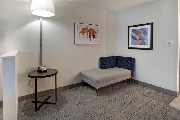 Images Holiday Inn Express Portland East - Troutdale by IHG