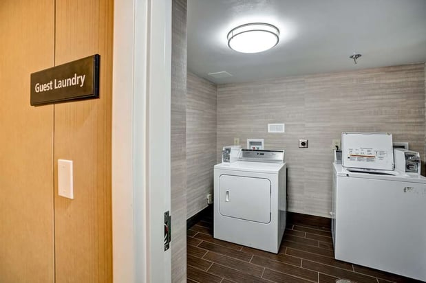 Images Hampton Inn Norfolk-Naval Base