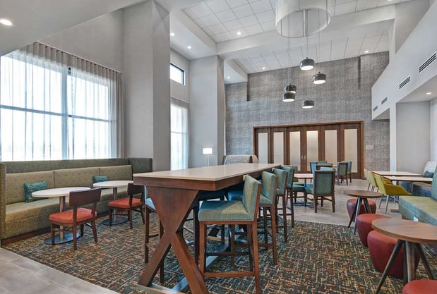 Images Hampton Inn & Suites Middleburg