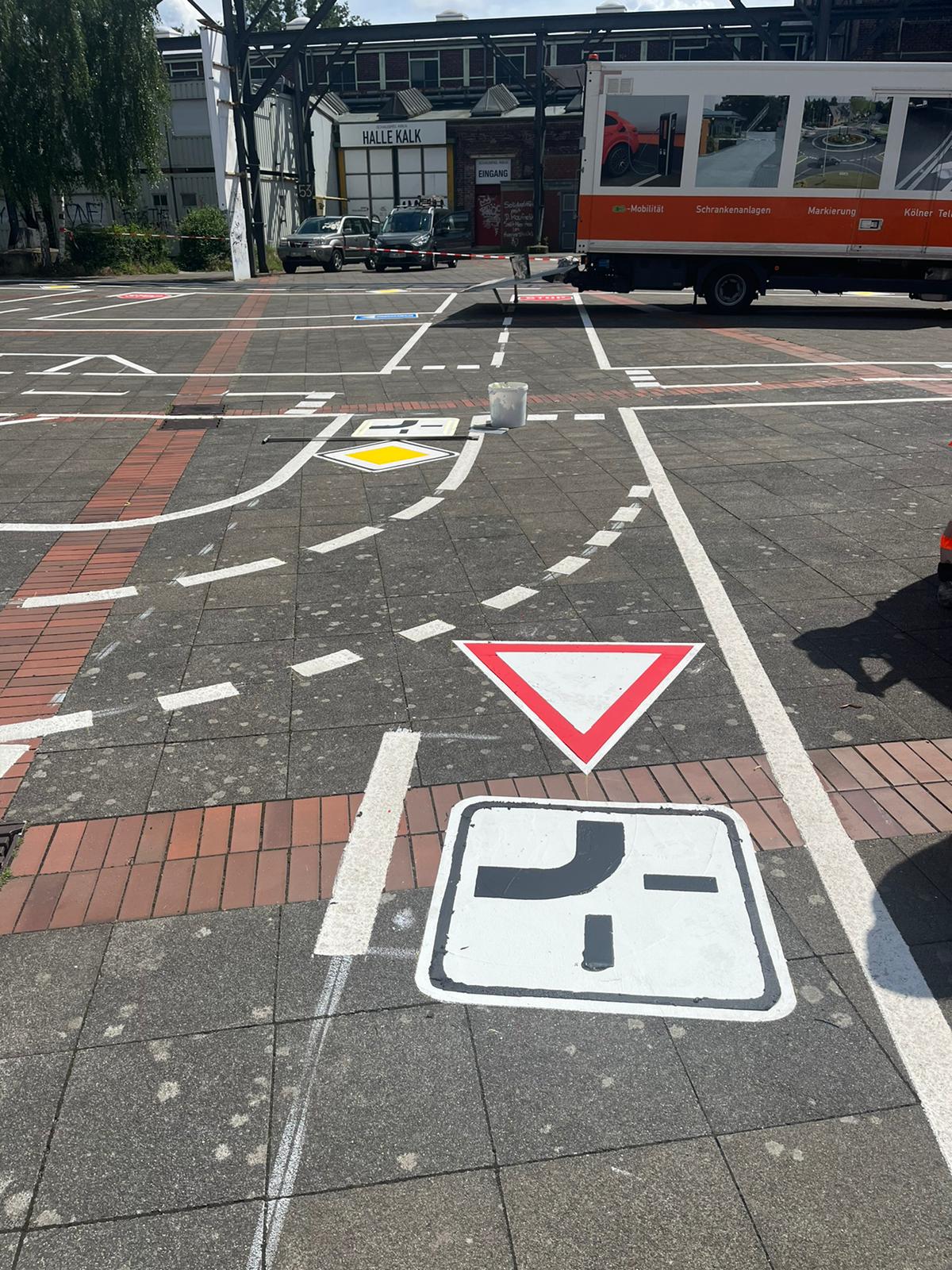 Bilder Debuschewitz Verkehrstechnik GmbH & Co. KG