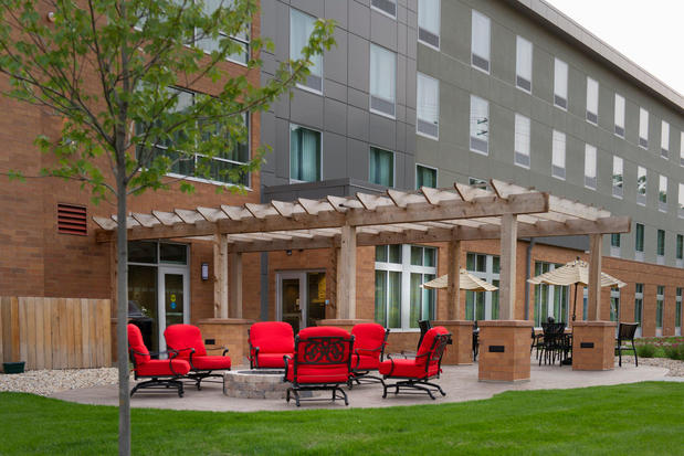 Images Holiday Inn Express & Suites Madison Central by IHG