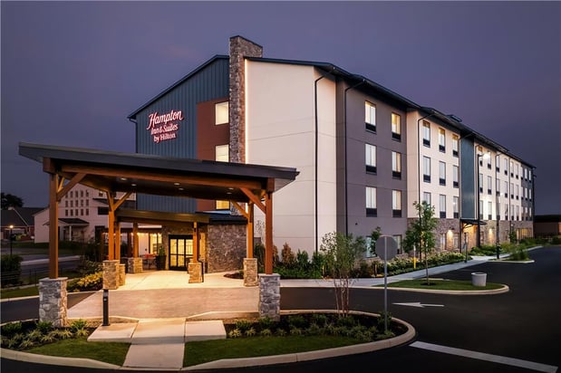 Images Hampton Inn and Suites by Hilton Intercourse