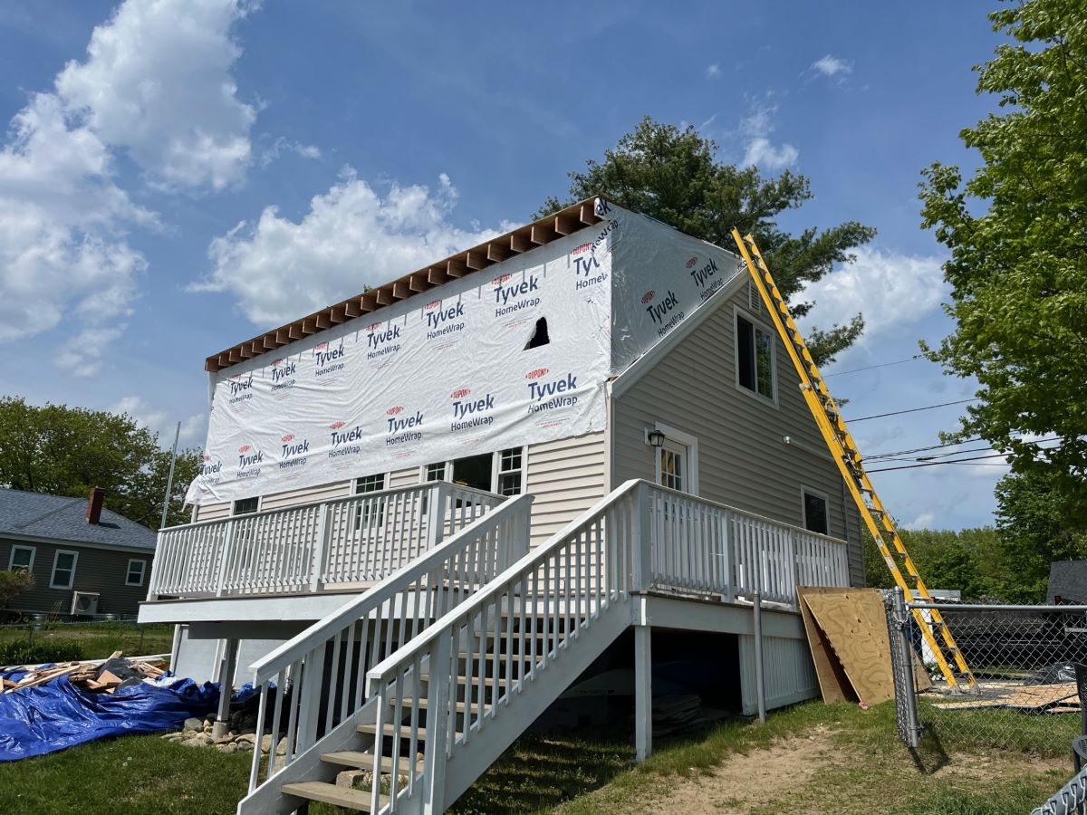 M & Son Construction Image