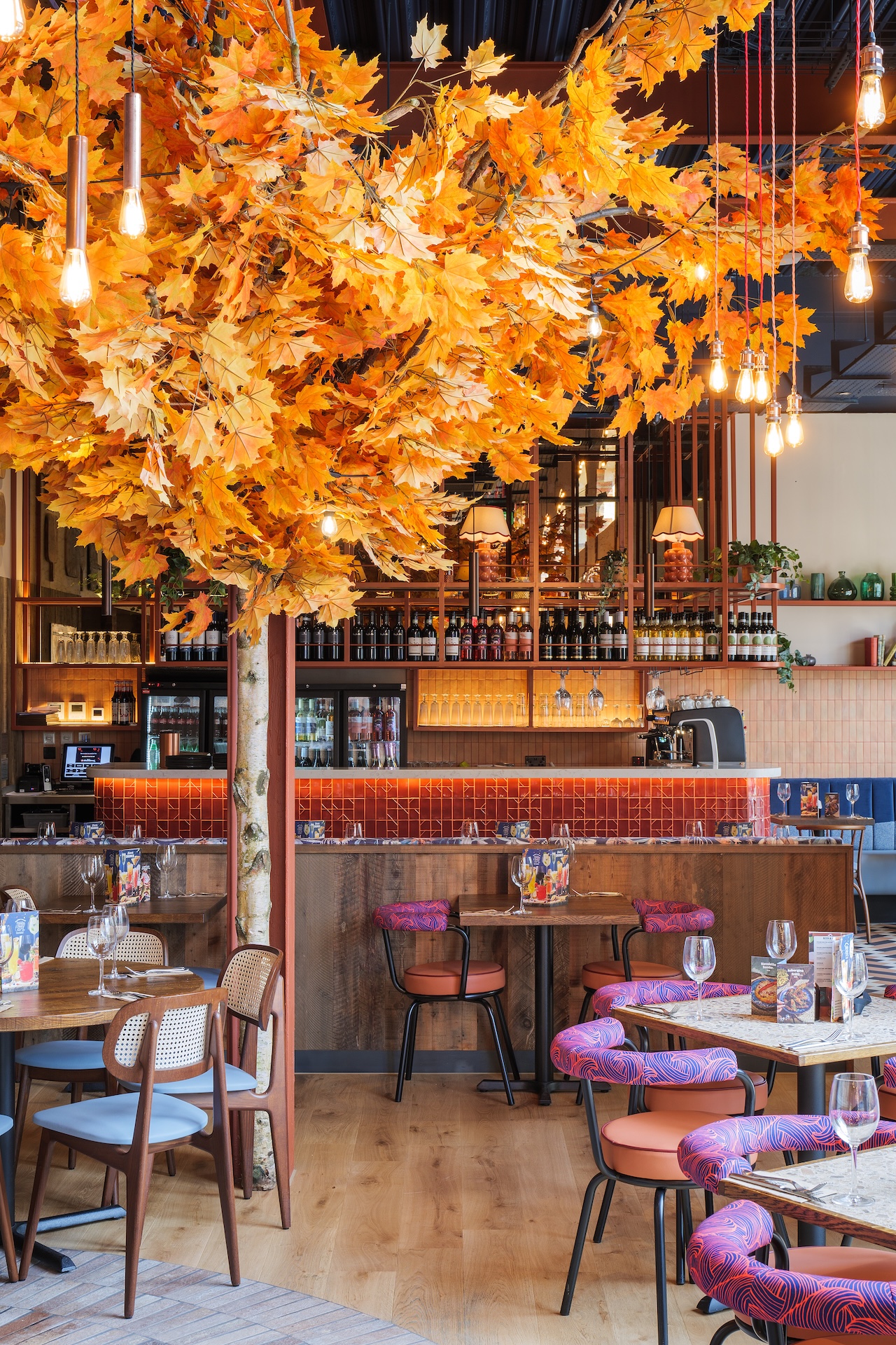 Zizzi Cotswolds Outlet, Inside Seating
