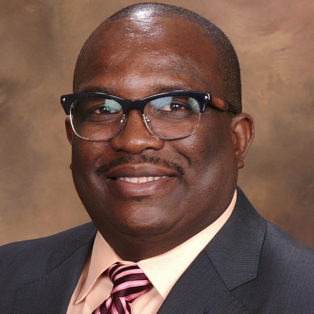 Images Edward Jones - Financial Advisor: Dapo Shobowale