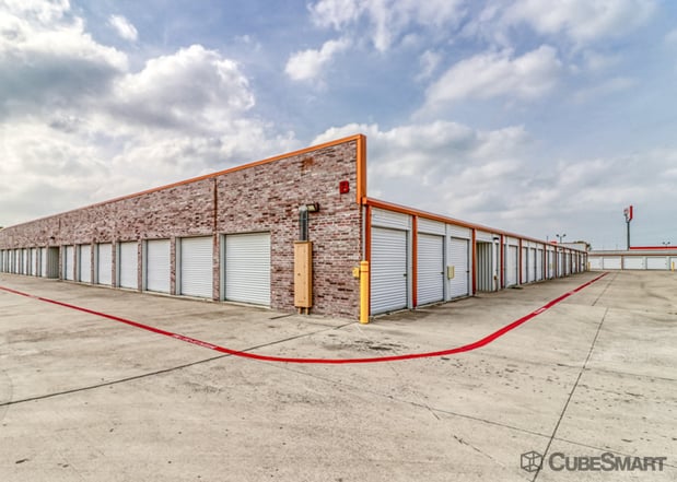 Images CubeSmart Self Storage