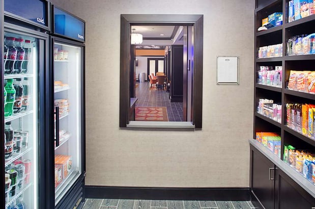 Images Hampton Inn & Suites Lansing West