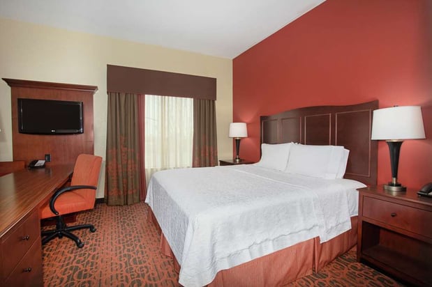 Images Hampton Inn & Suites Denver/South-RidgeGate