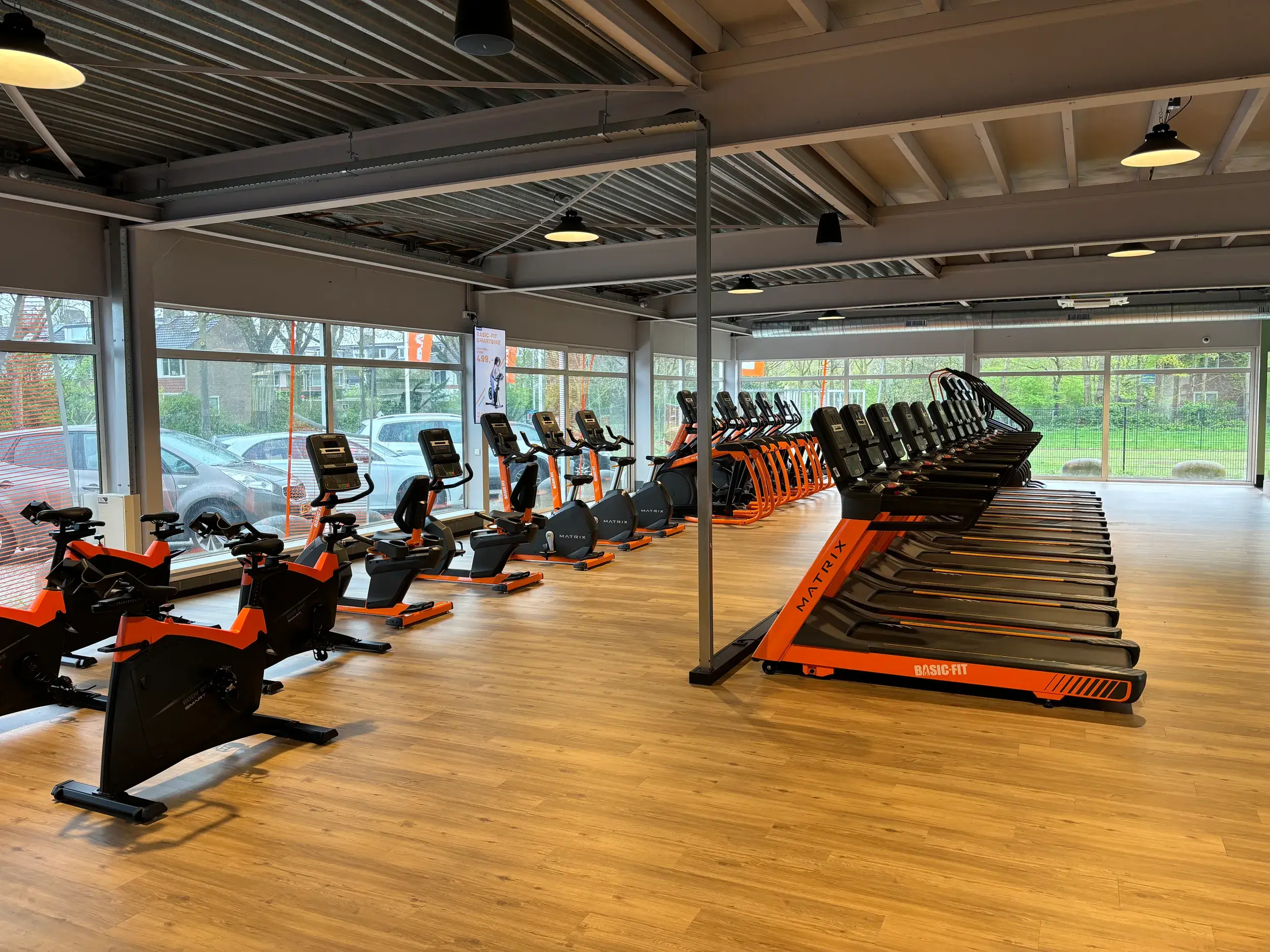 Foto's Basic-Fit 24/7