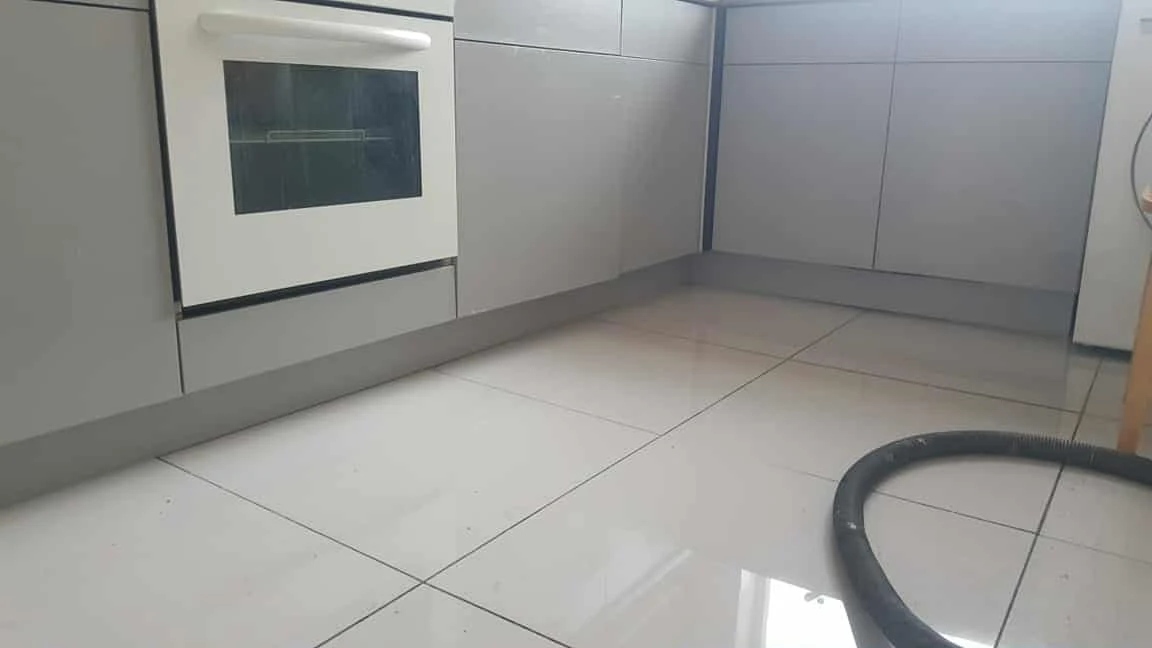 Images Lifestyle Property & Garden Care