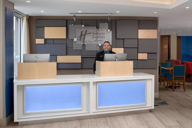 Images Holiday Inn Express & Suites Woodside LaGuardia Airport by IHG