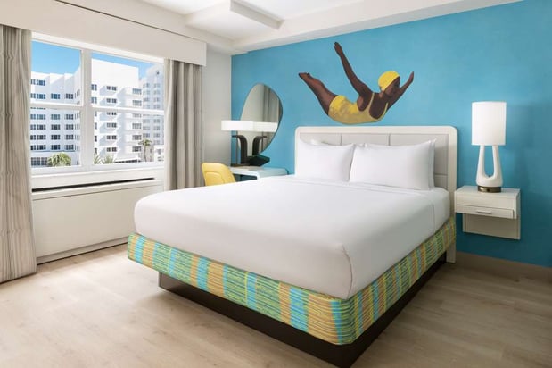 Images Hotel Continental Miami Beach, Tapestry Collection by Hilton