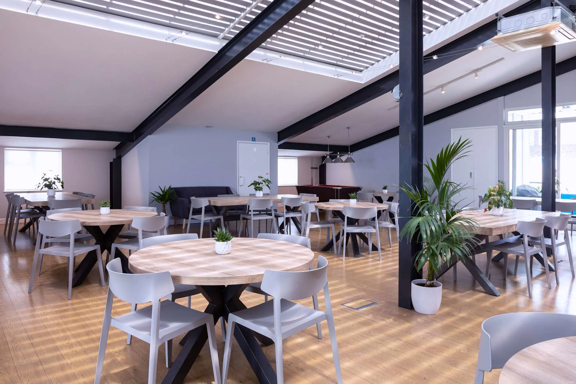 Images Malcolm Ryan Studios