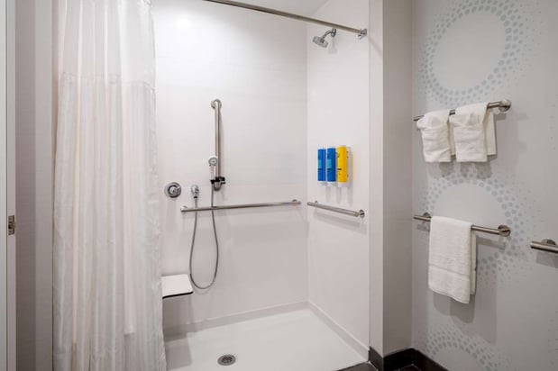 Images Tru by Hilton Naperville Chicago