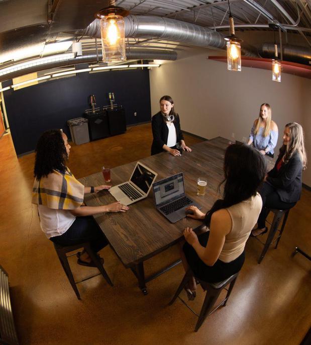 Images Workhorse Coworking