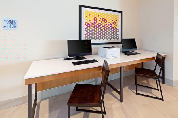 Images Holiday Inn Express & Suites Ventura Harbor by IHG