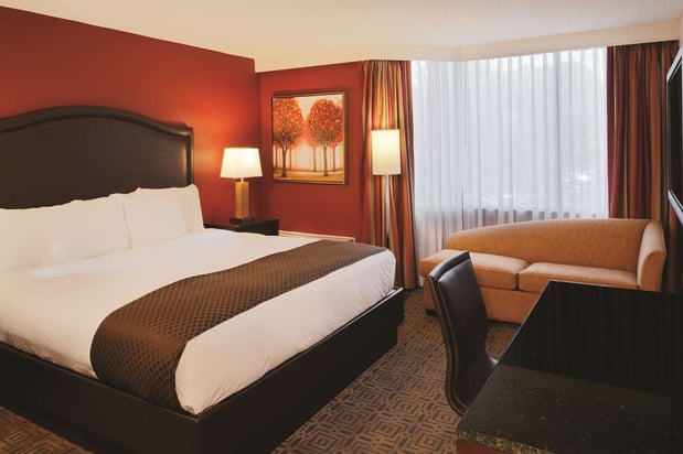 Images DoubleTree by Hilton Hotel St. Louis - Chesterfield
